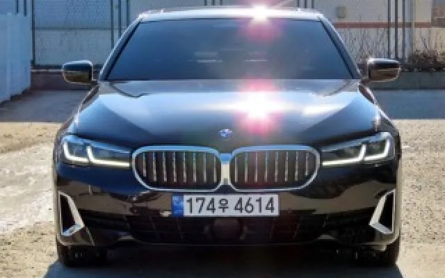 인천중고차신용 5시리즈 (G30) 523d xDrive 럭셔리 매물 사진 1 - 2022/12 52,513km